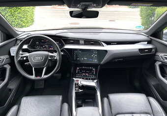 Audi e-tron, S370kW Quattro,B&O,Matrix,HUD,5/2022 - 9