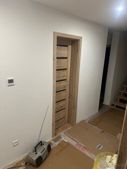 Predám 1ks úplne nových interiérových dverí - 70 Pravé - 9