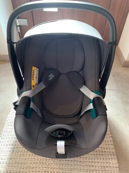 Vajíčko / Autosedačka / Podstavec Britax Römer (Baby Safe) - 9