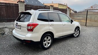 Subaru Forester 2.0 benzín - 9