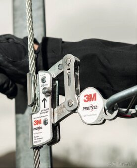 Predám zachytávač pádu 3M™ Protecta - 9