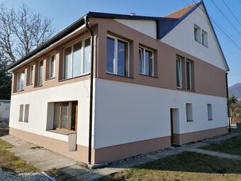 veľký 2-izb. byt v rodinnom dome - VRÚTKY - 9