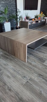 Konferenčny stolik - 9