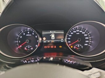 KIA CEED SW 1,5 T-GDI SILVER SILVER PACK - 9