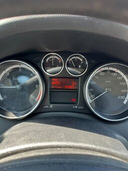 Peugeot 308 SW 1.6 HDi, 2009, 80 kW, 245651 km - 9