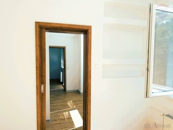 Výnimočný štvorizbový byt 80 m² v tichej časti Petržalky - 9