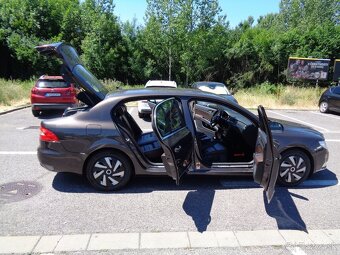 Škoda Superb 1.6 TDI Elegance - 9