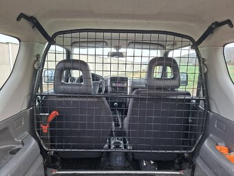 Suzuki Jimny 2011 / 63 kW / 94 120 km - 9