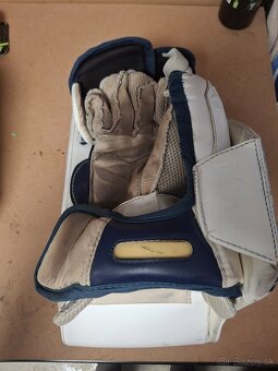 Lapačka a vyrážačka - 9