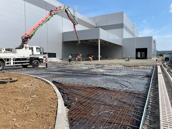 Priemyselne podlahy - lesteny beton - 9