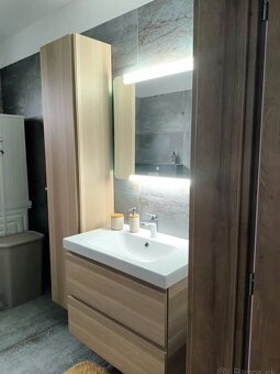 Na predaj moderný 4-izbový bungalov s presklenou terasou - 9