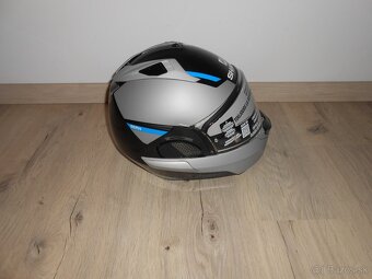 Predam krasnu novu moto prilbu znacky SHARK EVO GT SEAN - 9