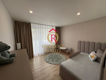 NA PREDAJ : Luxusný, kompletne zariadený rodinný dom – Ivach - 9