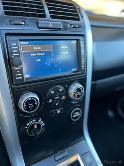 Suzuki Grand Vitara 1.9 DDiS SE NAVIGAVIA - 9