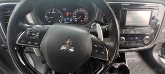 Mitsubishi Outlander - 9
