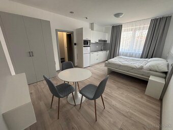 Moderné apartmány s výťahom na prenájom - 9