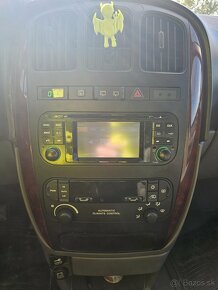 Rozpredám Chrysler Voyager 2,8crdi - 9