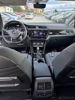 Volkswagen  Touran  R Line - 9