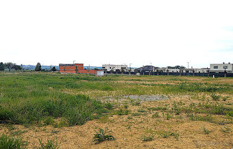 Stavebný pozemok Mokrance, 745m2, cca 21 km od Košíc - 9