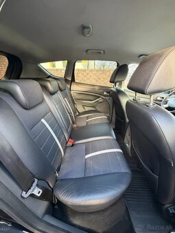 FORD KUGA 2.0 TDCi 4X4 120kW 2010 - 9