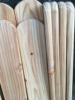 Plotove dosky plotovky šteky drevo Skladom drevený plot - 9