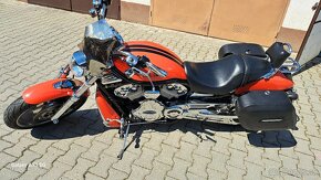 Harley Davidson V-rod - 9
