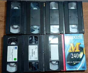 VHS videokazety - 9