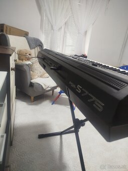 Yamaha psr s775 - 9