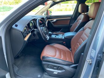 Volkswagen Touareg 3.0 V6 TDI Elegance 4Motion DPH - 9
