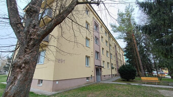 Na predaj 2. izbový byt po rekonštrukcii s loggiou - Senica. - 9