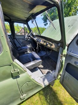 UAZ 469 2.4L Benzín - 9