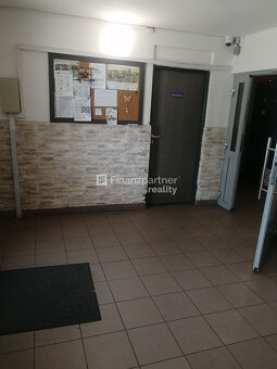 2 izbový byt, Juh, Nové Zámky - 9