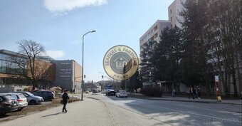 NA PREDAJ 1,5-izbový zrekonštruovaný byt V CENTRE Prešova - 9