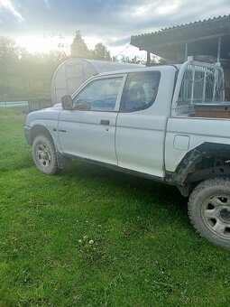 Mitsubishi L200 - 9