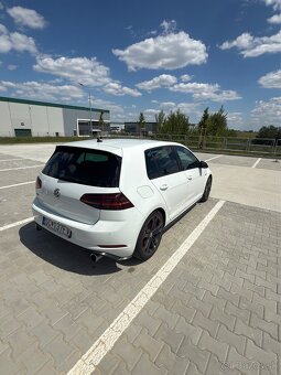 Predám Volkswagen golf gti - 9