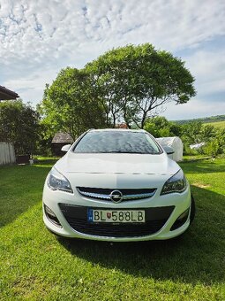 Opel Astra Sports Tourer 1.4T Benzin 2015 - 9