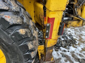 Predam traktorbager new holland b115b - 9