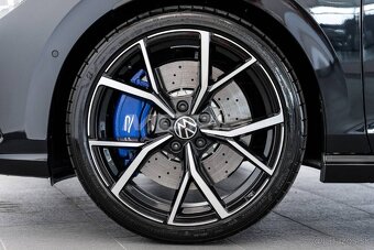 Volkswagen Golf R 2.0 TSI 4MOTION - 9
