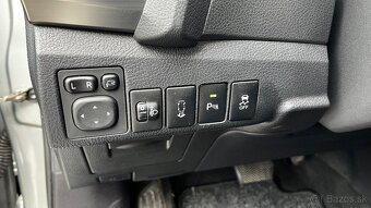 Toyota Auris - 9