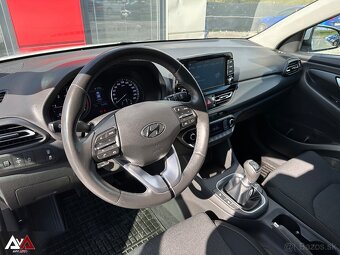 Hyundai i30 CW 1.6 CRDi Family, v Záruke, Pôvodný lak, SR - 9
