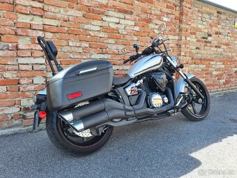 Yamaha XVS 1300 CU Stryker - 9