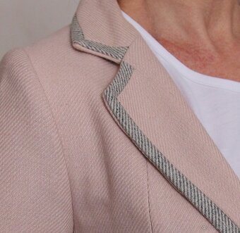 Luxusné teplejšie sako HM veľ. 34 - 9