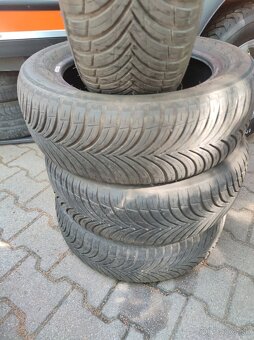 Celoročné 185/60R15 BFGoodrich All seasons, 4ks - 9