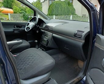 Volkswagen Sharan Facelift 1.9TDi 85Kw R.V.12/2006 MPV M6 7M - 9