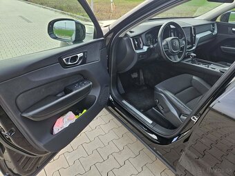 Volvo XC60 D4 Momentum, 4x4, A/T 2018 - 9