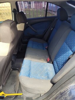 Octavia 2001 - 9