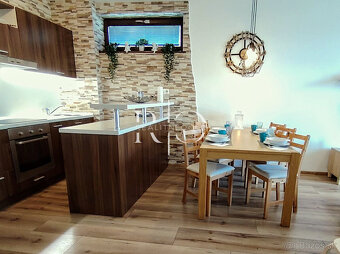 ODPORÚČAME- 3 izbový apartmánový Byt,zariadený, Vysoké Tatry - 9