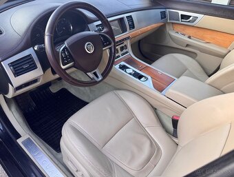 Jaguar XF 3.0D Premium Luxury 177kw 2013 (full výbava) - 9