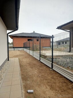 Montáž oplotenia - 9