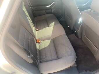 Ford Mondeo 2.0 TDCi DPF Ghia A/T - 9